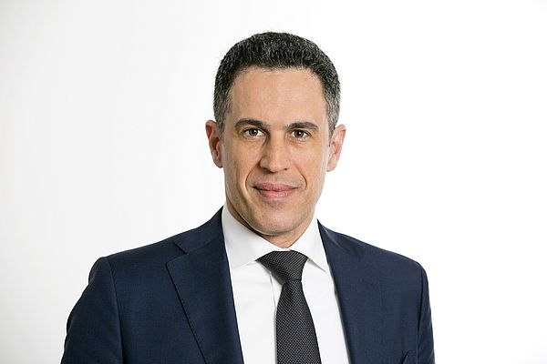 Emmanouel Raptopoulos è stato in precedenza SAP Regional Chief Operating Officer per EMEA South Europe Middle East e Africa