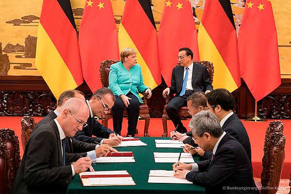 Firma dell'accordo tra Schaeffler e Cina