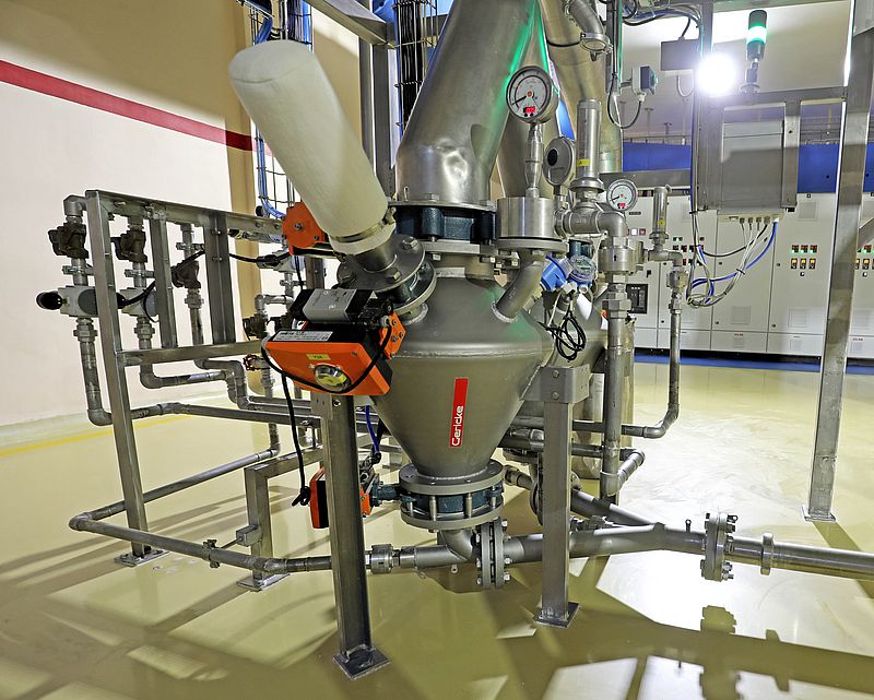 Dense Phase Pneumatic Conveying System