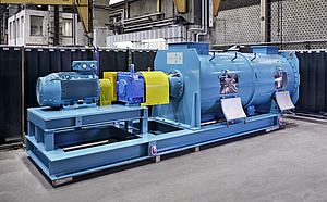 Continuously Operating Ploughshare Mixer