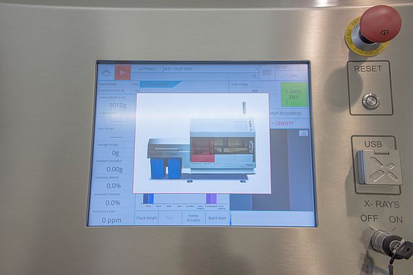 The touch-screen control panel offers constant feedback on operational elements