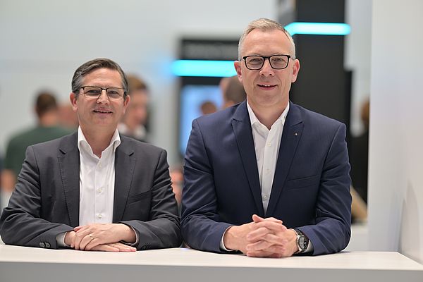 Dr. Michael Löbig (CFO, HIMA Group) and Jörg de la Motte (CEO, HIMA Group)