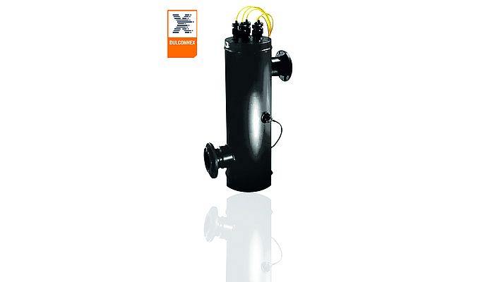 Corrosion-free and salt water resistant UV system Dulcodes LP PE for water disinfection (ProMinent)