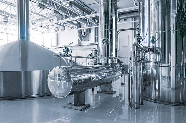 In the beverage industry, "Cleaning in Place" (CIP) is one of the standard cleaning methods for production plants. Pressure measurement plays a special role in this process
