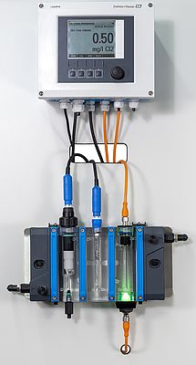 Disinfection panel for free chlorine - The turnkey panel enables fast, uncomplicated commissioning of the measuring point