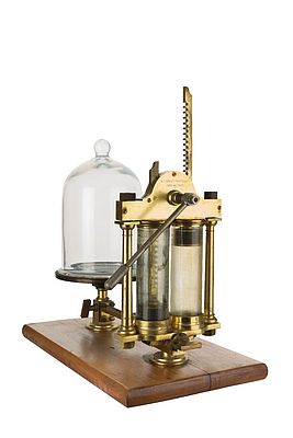 Historical Leybold vacuum pump