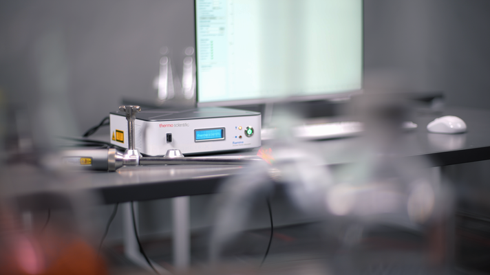 Traditionally, the main drawback preventing the more widespread use of Raman spectroscopy has been its reliance on expensive, complex and bulky equipment, requiring technical specialists to be on hand for operation and maintenance.