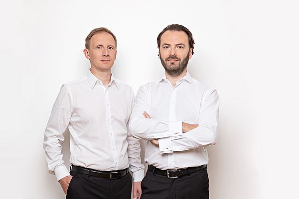 SensAction AG becomes Endress+Hauser Flow Germany AG: Michael Münch, Head of Production, Development and Quality (left), and Stefan Rothballer, Chairman of the Board.