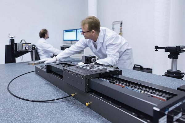 Contrôle de mouvement industriel haute performance - Aerotech