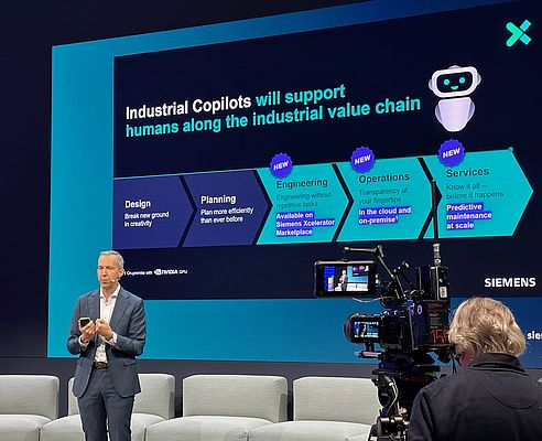 Rainer Brehm, COO for automation business and CTO at Siemens Digital Industries - conférence de presse Siemens lors du SPS 2024 - Copyright Orhan Erenberk