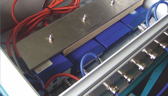 Les modules ETAS sont logés dans un boîtier métallique étanche à l’eau appartenant à la classe de protection IP67