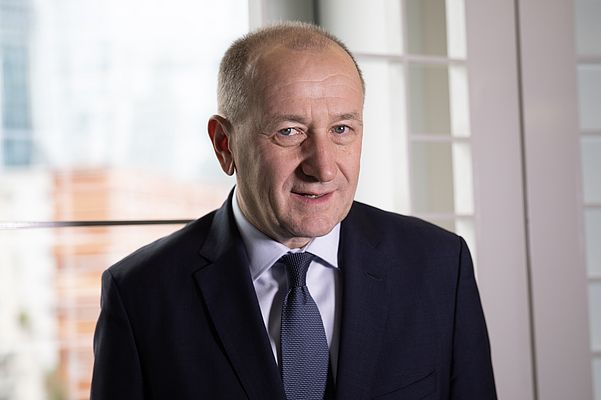 Henri Morel élu président de la FIM