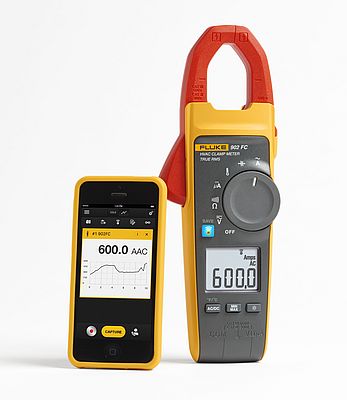 La pince multimètre 902 FC peut transmettre des mesures à un smartphone ou une tablette