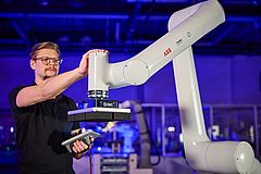 ABB Robotics lance les cobots PoWa