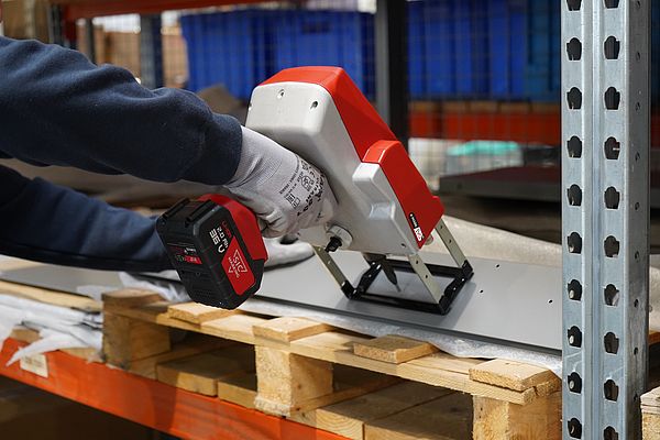 e-MARK EVO XL pour le marquage de SIC Marking : Fenêtre de 120 x 40 mm et fonctionnement autonome
