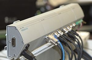 Electronique d'interfaçage multipostes pour la mesure et le contrôle en production