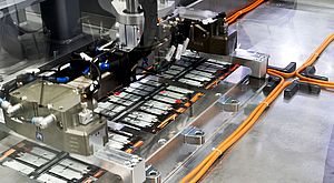 L’automatisation du test et de l’assemblage de fin de ligne boostent la productivité des usines de batteries