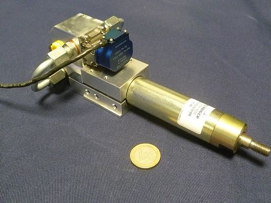 Des servovalves miniatures pour contrôler un robot quadrupède