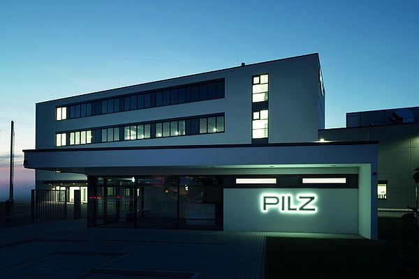 Le Centre de production et de logistique Peter Pilz ouvre ses portes